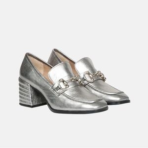 NIB Saint G Silver Block Heel Mary Jane Pumps